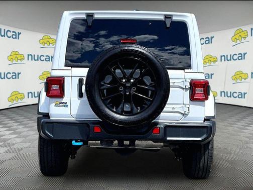 Bright White Clearcoat 2024 Jeep Wrangler 4xe Sahara