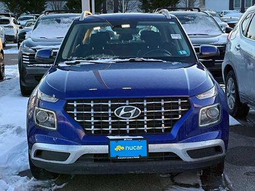 2023 Hyundai VENUE SEL