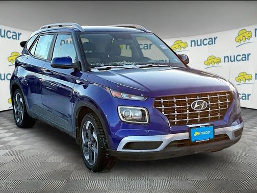 2023 Hyundai VENUE SEL
