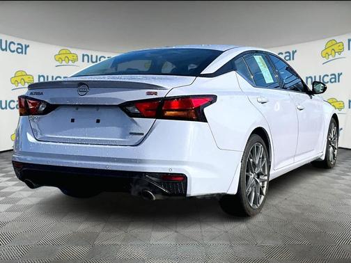 2024 Nissan Altima SR VC-Turbo FWD