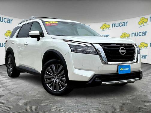 2024 Nissan Pathfinder SL 4WD