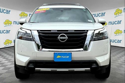 2024 Nissan Pathfinder SL 4WD