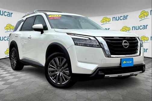 2024 Nissan Pathfinder SL 4WD