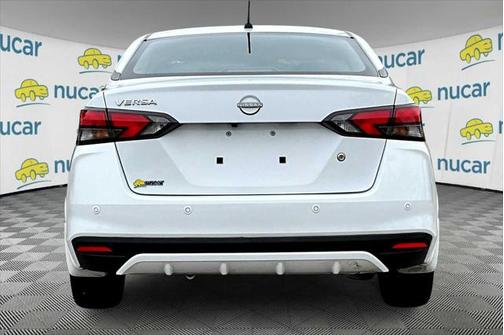 2024 Nissan Versa 1.6 S