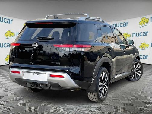 2024 Nissan Pathfinder Platinum 4WD