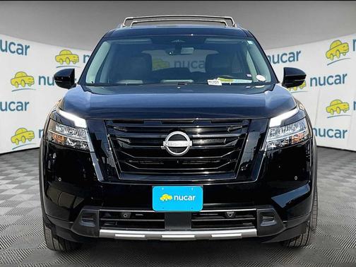 2024 Nissan Pathfinder Platinum 4WD