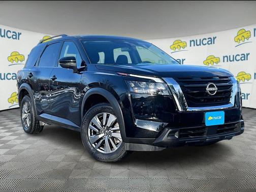 2025 Nissan Pathfinder SV 4WD