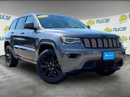 Granite Crystal Metallic Clearcoat 2020 Jeep Grand Cherokee Altitude