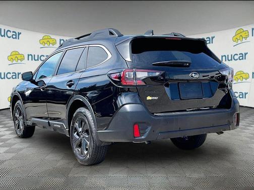Crystal Black Silica 2022 Subaru Outback Onyx Edition XT