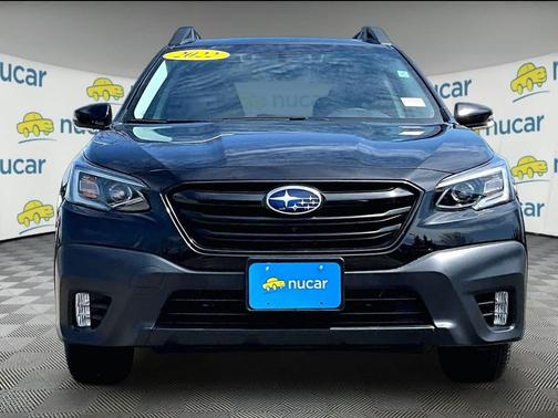 Crystal Black Silica 2022 Subaru Outback Onyx Edition XT