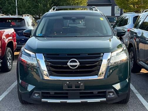 2022 Nissan Pathfinder Platinum 4WD