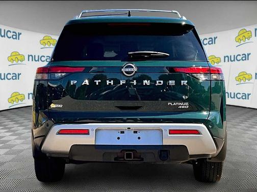 2022 Nissan Pathfinder Platinum 4WD