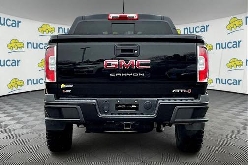 2022 GMC Canyon AT4