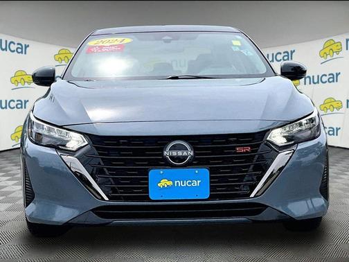 Atlantic Gray Metallic/Super Black 2024 Nissan Sentra SR