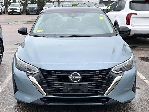 Atlantic Gray Metallic/Super Black 2024 Nissan Sentra SR
