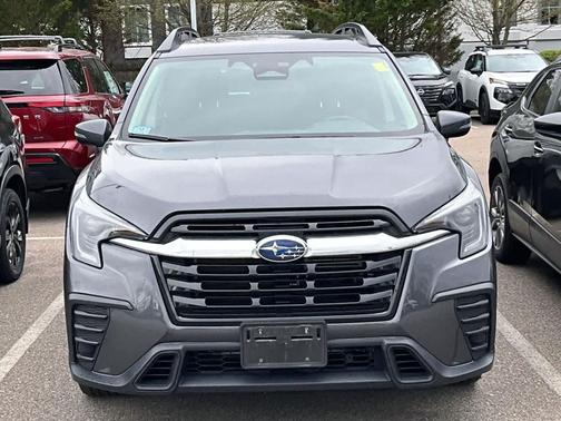 Magnetite Gray Metallic 2023 Subaru Ascent Premium 8-Passenger