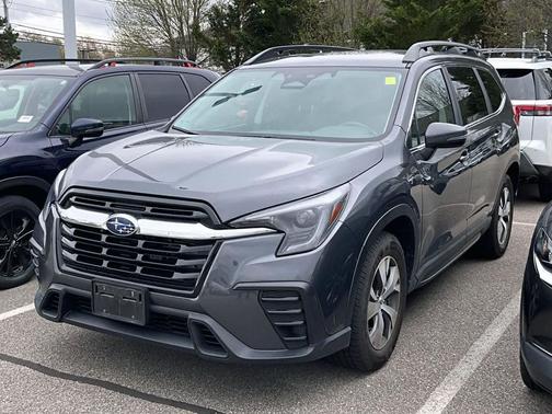 Magnetite Gray Metallic 2023 Subaru Ascent Premium 8-Passenger