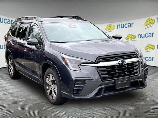 Magnetite Gray Metallic 2023 Subaru Ascent Premium 8-Passenger