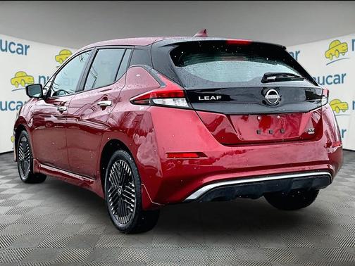 2025 Nissan Leaf SV PLUS