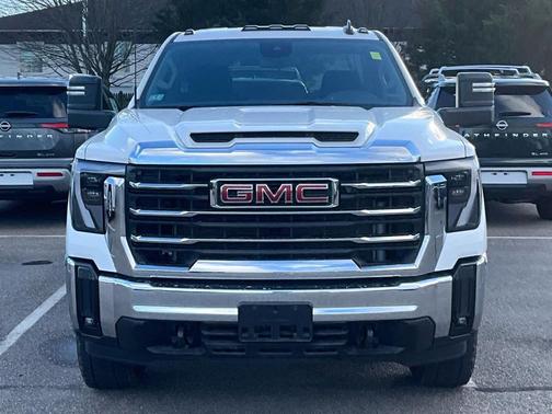 2025 GMC Sierra 2500 SLE
