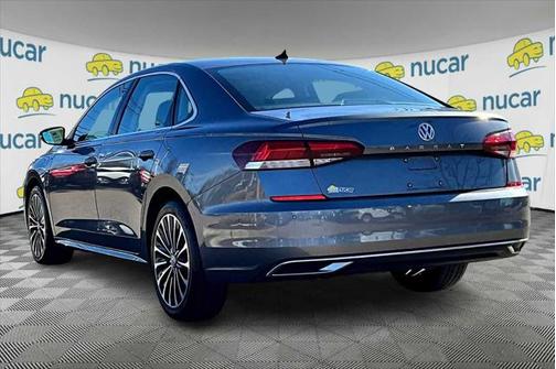 2022 Volkswagen Passat 2.0T Limited Edition
