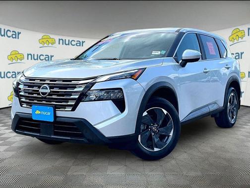 Brilliant Silver Metallic 2025 Nissan Rogue SV