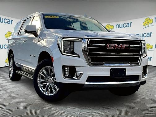 2023 GMC Yukon SLT