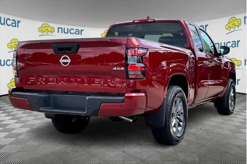 2025 Nissan Frontier SV