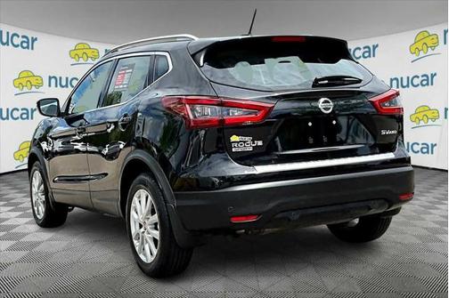 2021 Nissan Rogue Sport SV