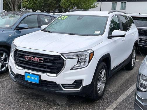 Summit White 2023 GMC Terrain SLE