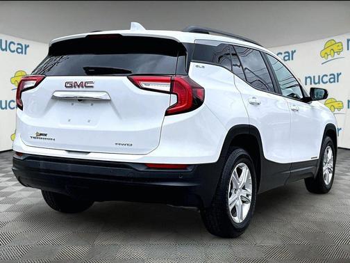 Summit White 2023 GMC Terrain SLE