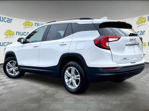 Summit White 2023 GMC Terrain SLE
