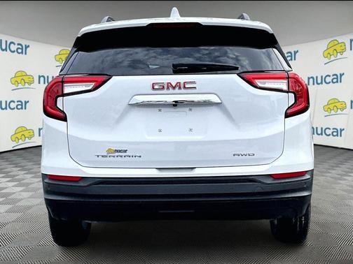 Summit White 2023 GMC Terrain SLE