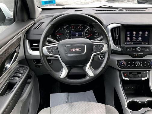 Summit White 2023 GMC Terrain SLE