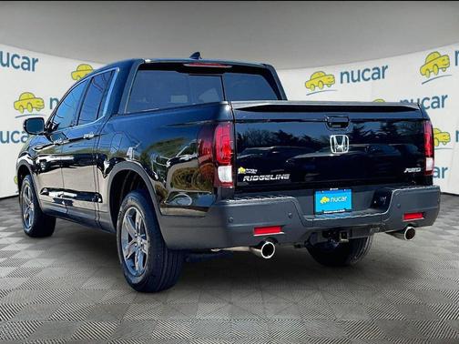 Crystal Black Pearl 2023 Honda Ridgeline RTL-E