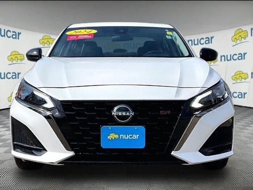 Pearl White Tricoat 2024 Nissan Altima SR Intelligent AWD