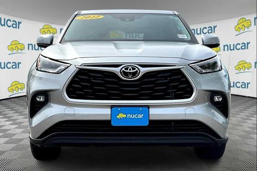 2022 Toyota Highlander LE