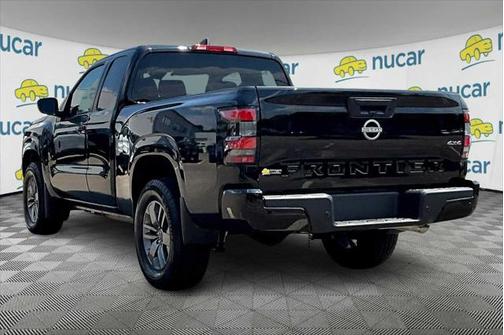 2025 Nissan Frontier SV