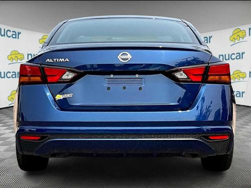 2022 Nissan Altima S FWD