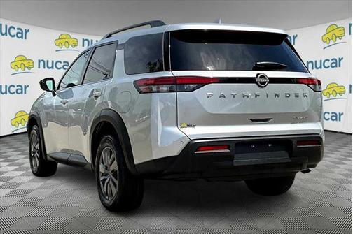 2024 Nissan Pathfinder SV 4WD