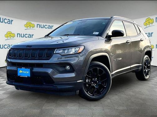 Granite Crystal Metallic Clearcoat 2022 Jeep Compass Latitude
