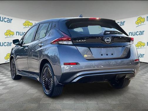 2024 Nissan Leaf SV PLUS
