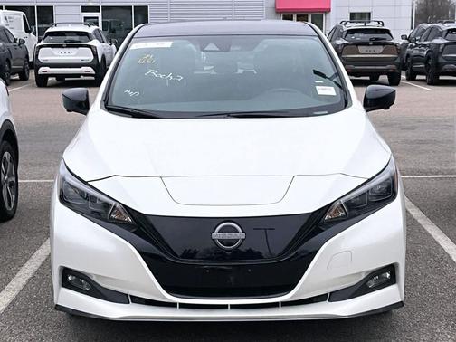 2024 Nissan Leaf SV PLUS
