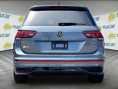 Platinum Gray Metallic 2023 Volkswagen Tiguan 2.0T SE R-Line Black 4MOTION