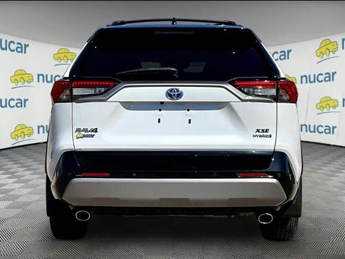 2023 Toyota RAV4 Hybrid SE