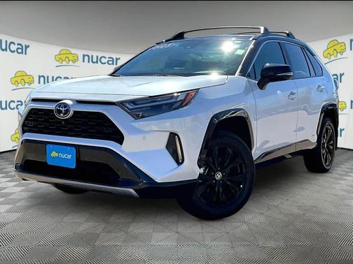 2023 Toyota RAV4 Hybrid SE
