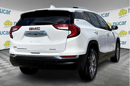 2023 GMC Terrain SLT