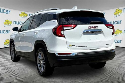 2023 GMC Terrain SLT