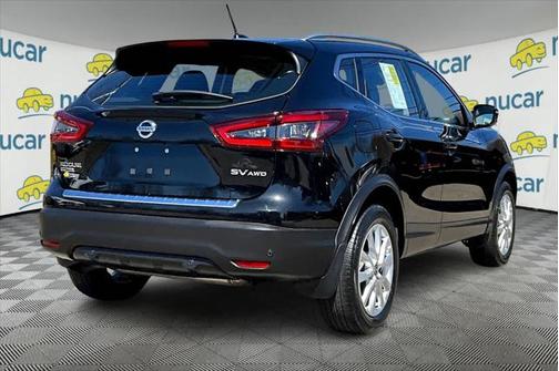 2021 Nissan Rogue Sport SV
