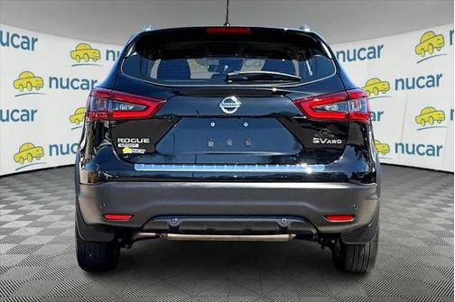 2021 Nissan Rogue Sport SV